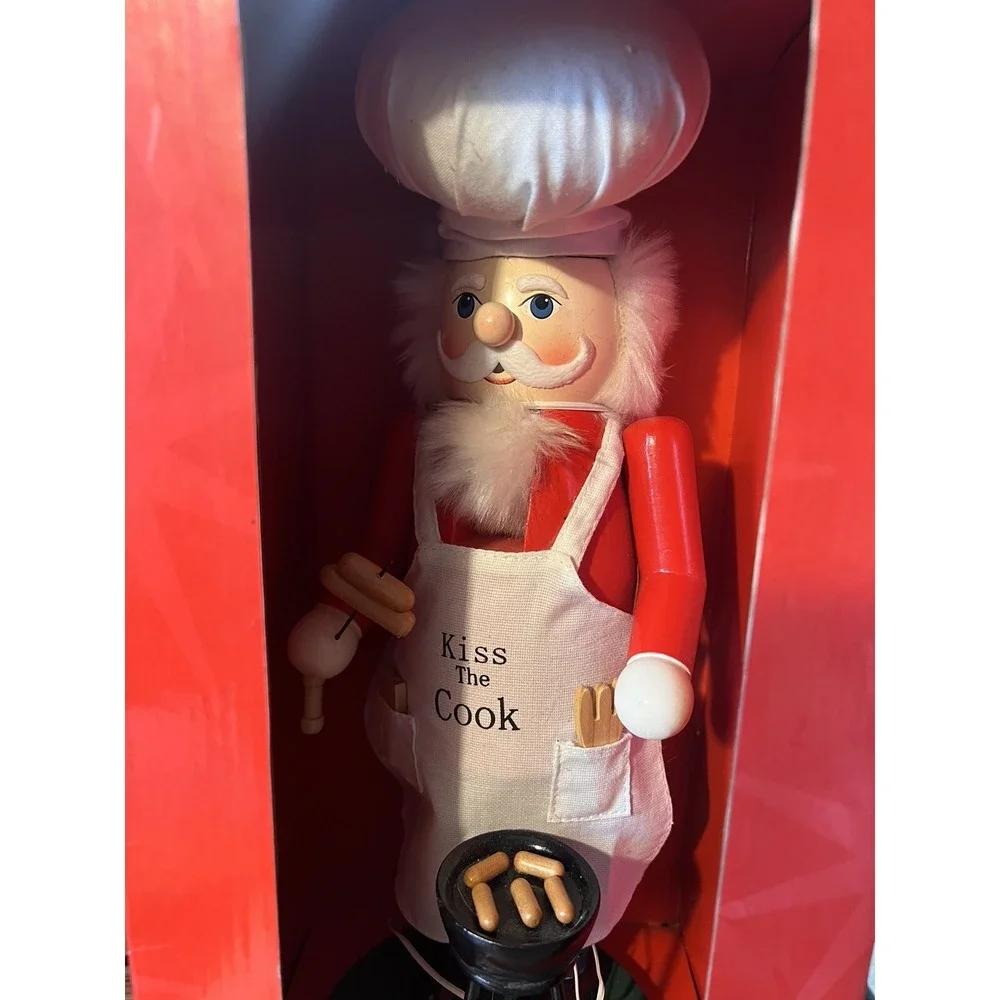 Vintage jcpenneys home collection nutcracker kiss the cook CHEF Culinary Holiday